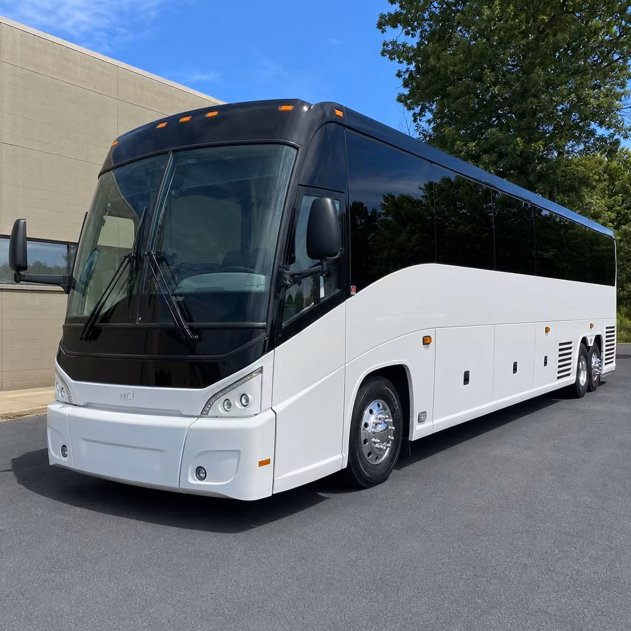 book long distance transportation for school groups corporate teams and private events in old bridge