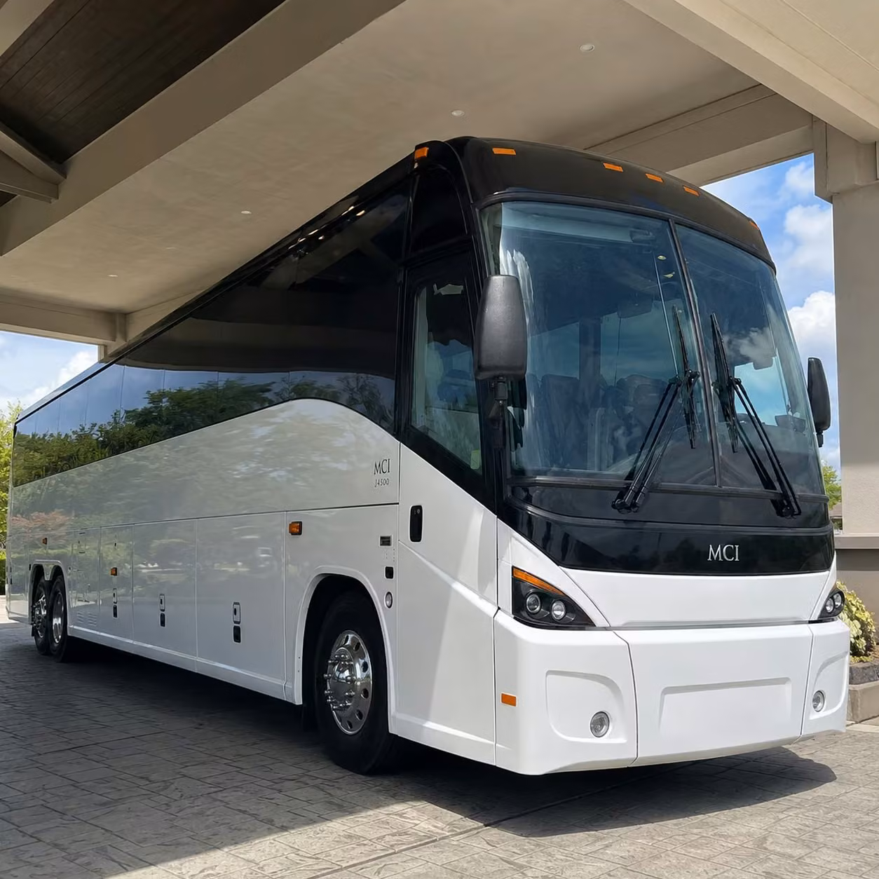 oldbridgecharterbuscompany com is the smarter way to handle old bridge corporate commuter routes on route 9 and the garden state parkway